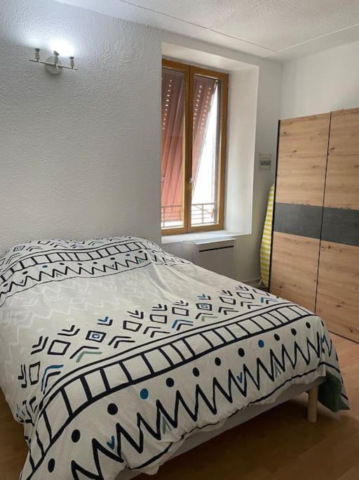 Bourbonne les bains, appartement T2 pour 2 Extérieur photo